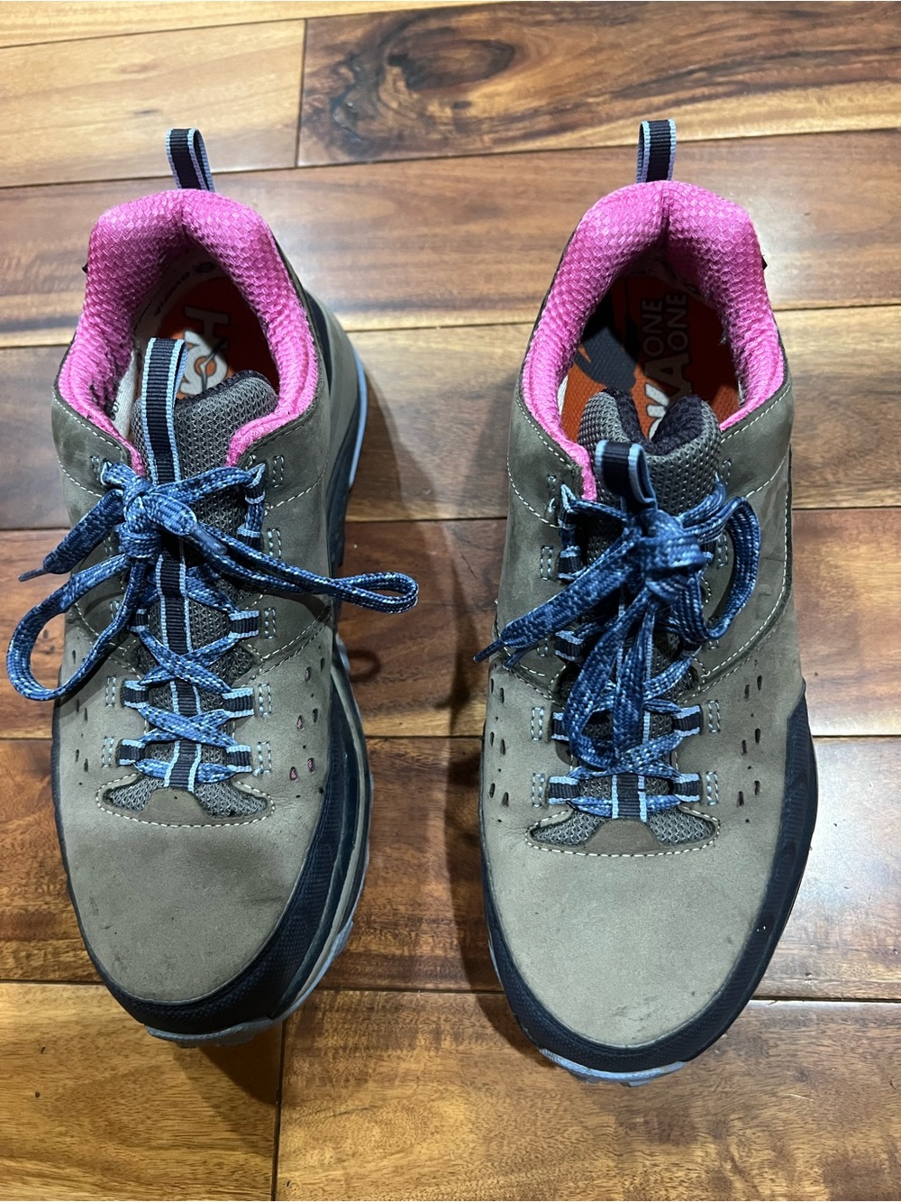 HOKA Tor Summit WP Women’s 9 Waterproof Hiking Shoes Vibram Grey Pink
